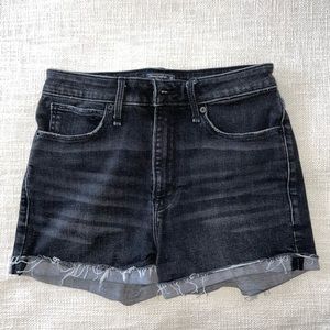 Black | High Rise | Jean Short | 26